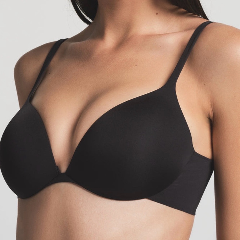 SKIMS Onyx Brand New Ultimate Tear-Drop Push-Up Bra
